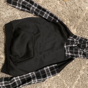 Black plaided hoodie